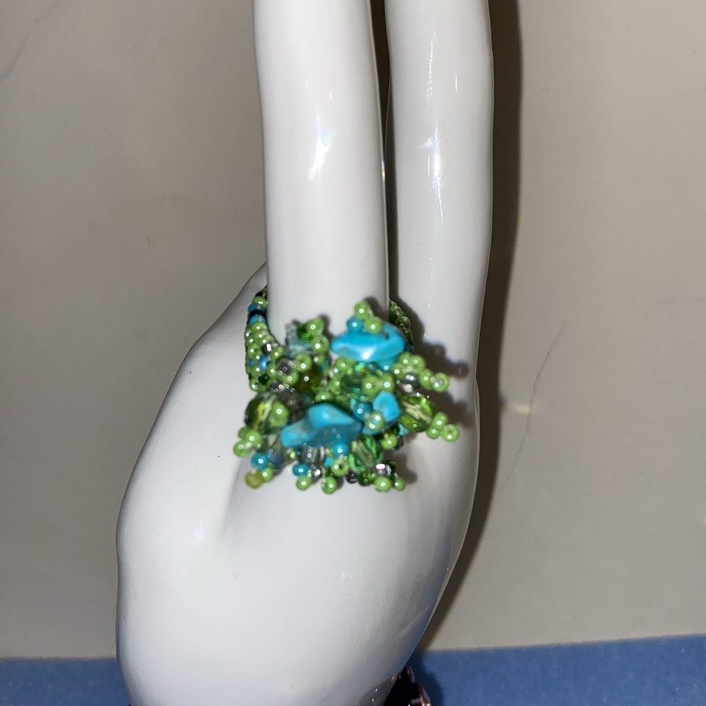Handmade Beaded ring - Picture 3 of 5